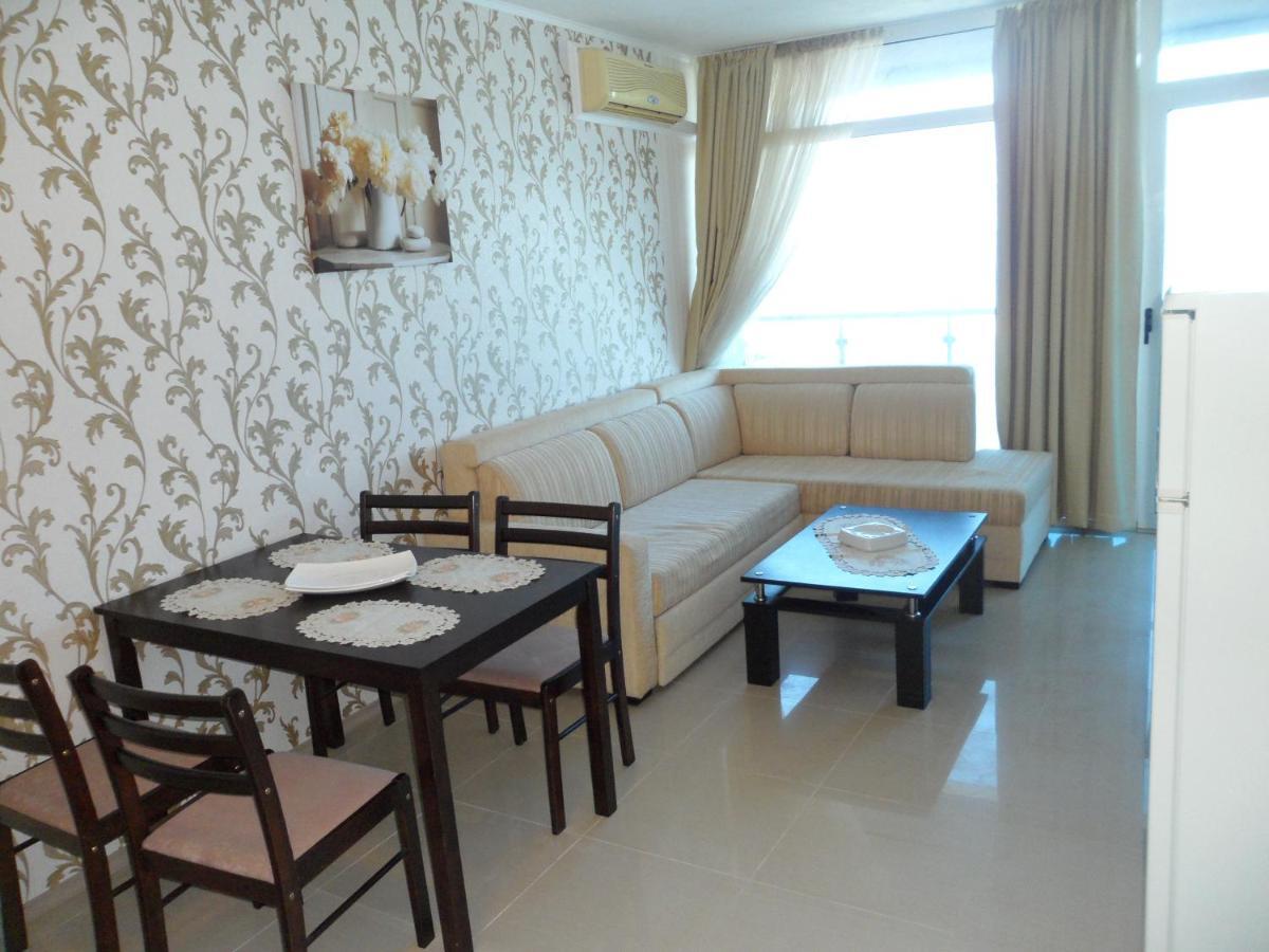 Apartment Sianie В Центъра На Слънчев Бряг, Само На Няколко Крачки От Плажа Bilik gambar